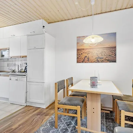 2 Bedroom Stunning In Feriehus Fanø