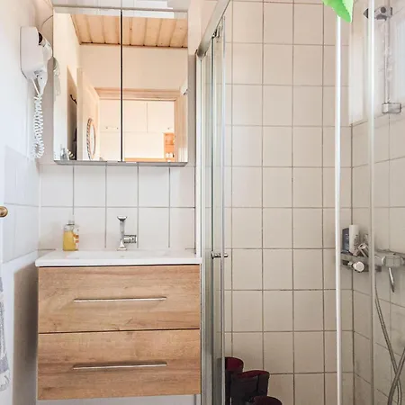 2 Bedroom Stunning In Hébergement de vacances *